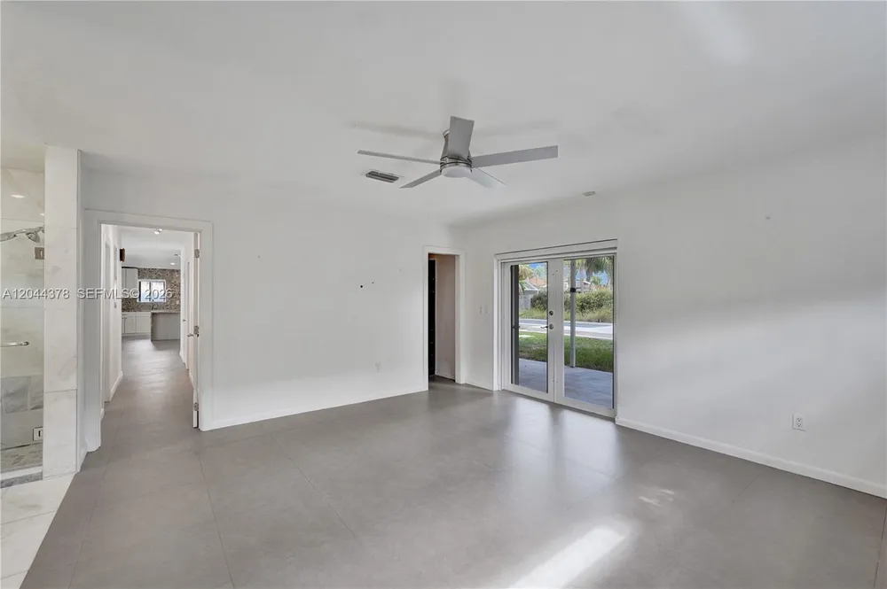 4311 Hayes St, Hollywood, FL 33021