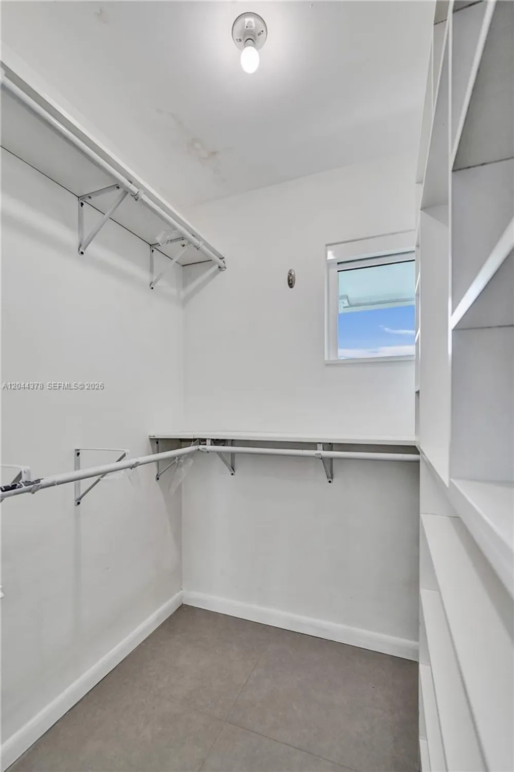 4311 Hayes St, Hollywood, FL 33021