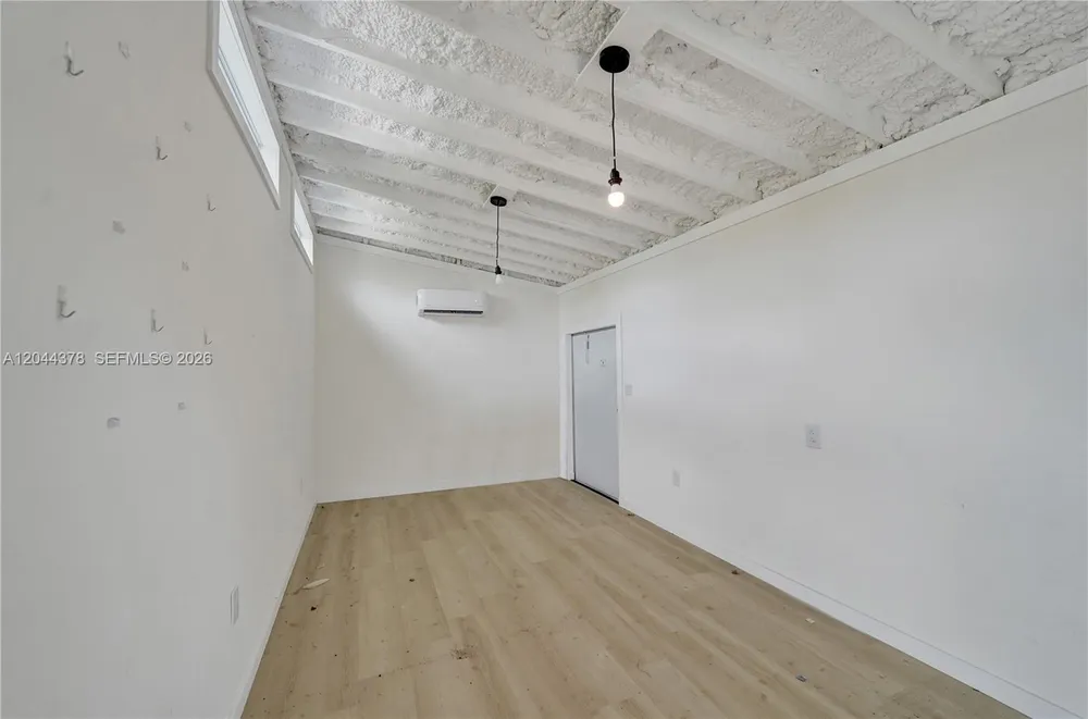 4311 Hayes St, Hollywood, FL 33021