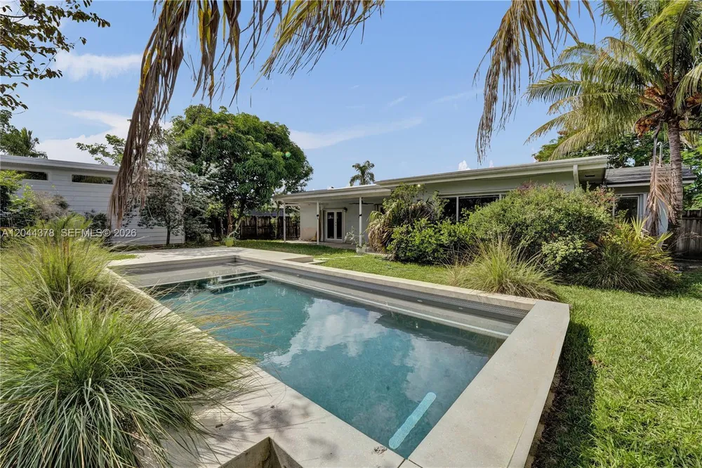 4311 Hayes St, Hollywood, FL 33021