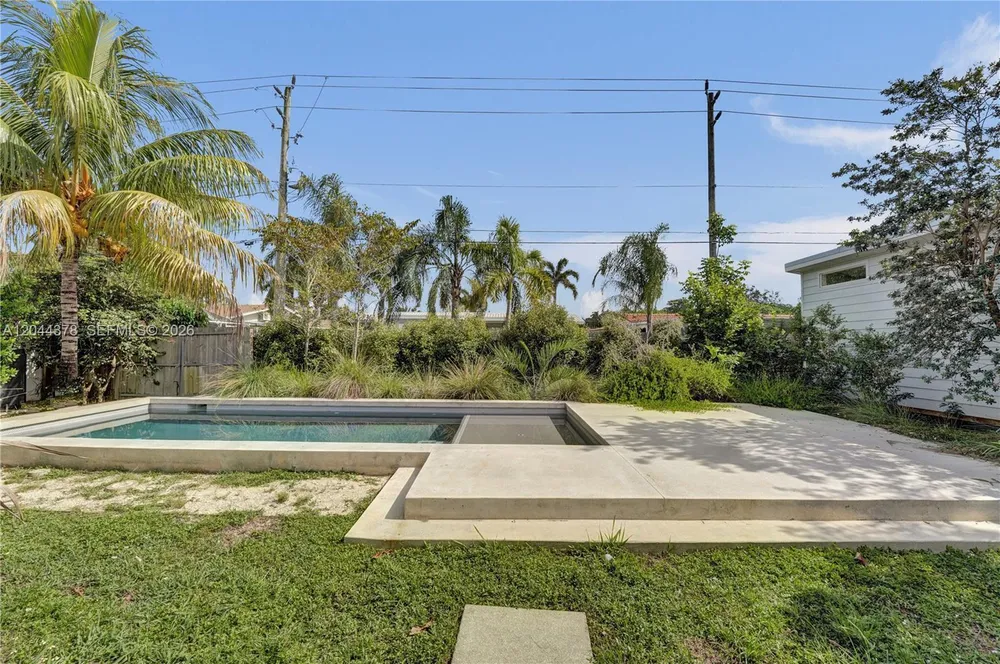 4311 Hayes St, Hollywood, FL 33021