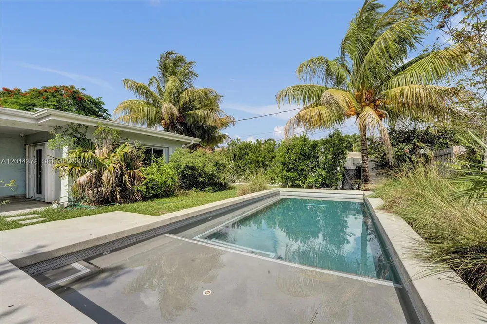 4311 Hayes St, Hollywood, FL 33021