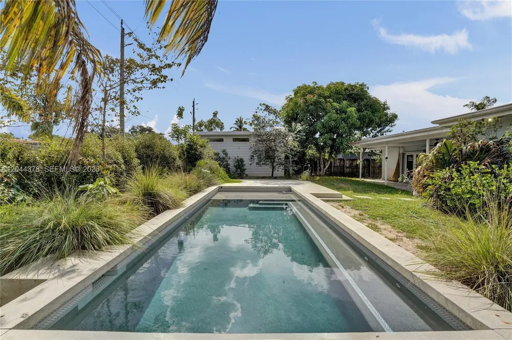 4311 Hayes St, Hollywood, FL 33021