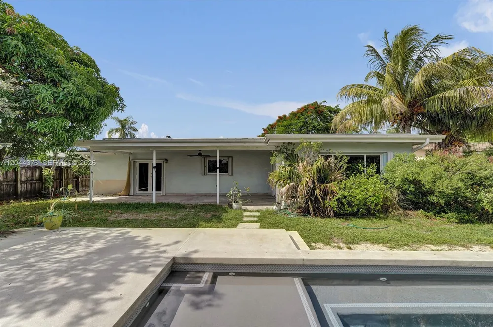 4311 Hayes St, Hollywood, FL 33021