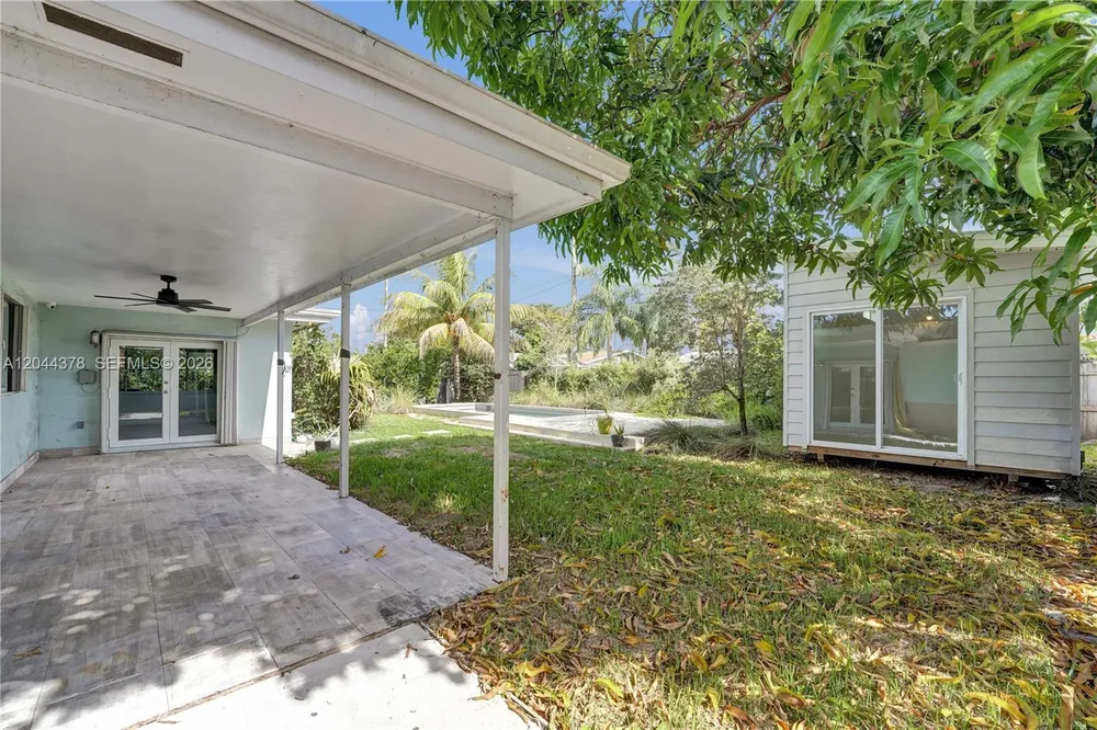 4311 Hayes St, Hollywood, FL 33021