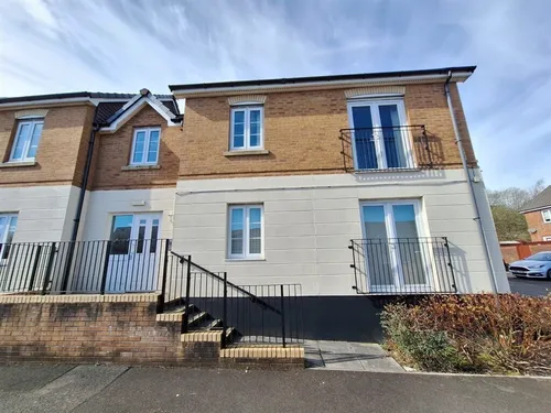 Heron Drive, Penallta, HENGOEDphoto