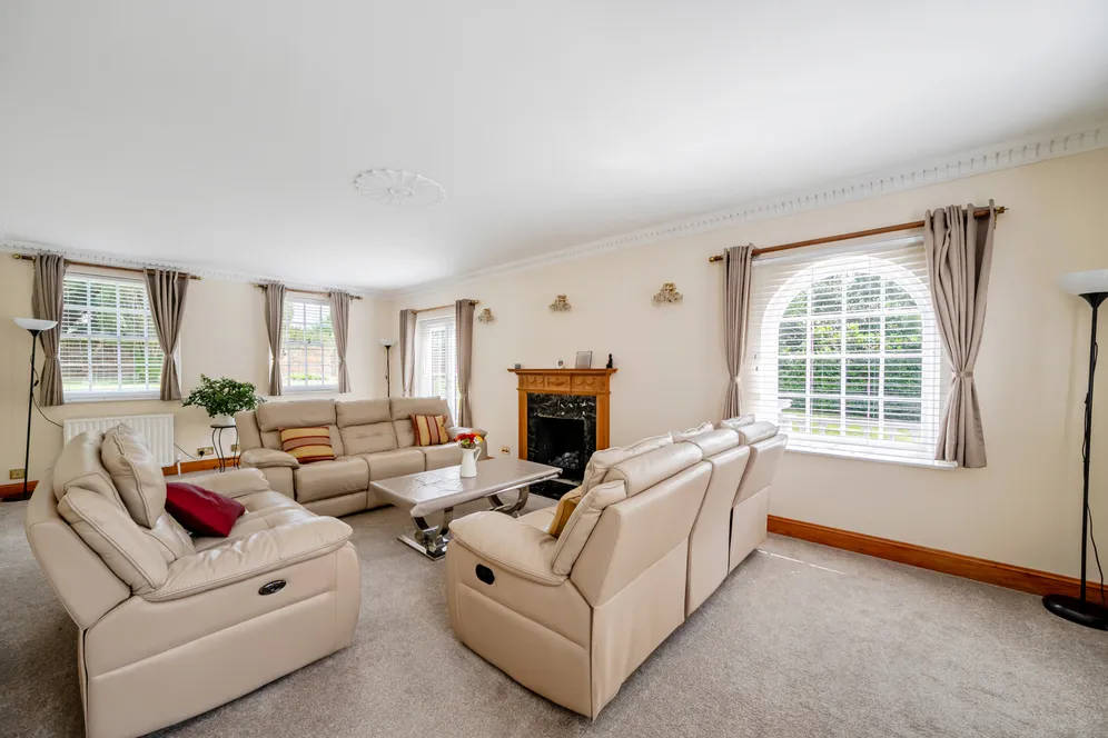 Egypt Lane, Farnham Common, SL2 photo 5