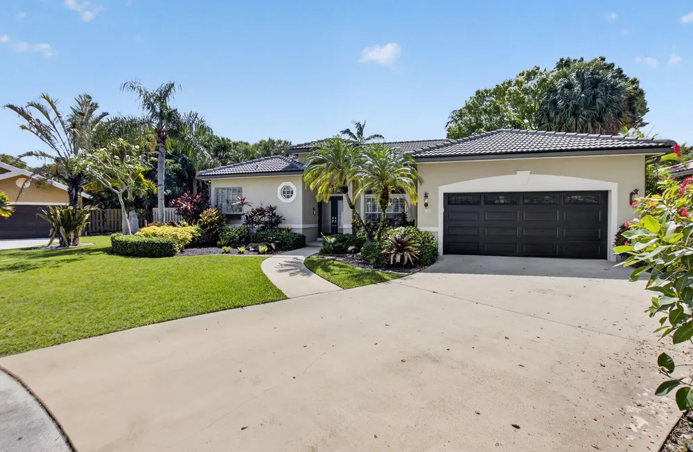 1365 E Barwick Ranch Circle, Delray Beach, FL 33445