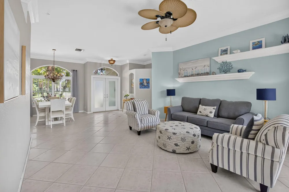 1365 E Barwick Ranch Circle, Delray Beach, FL 33445