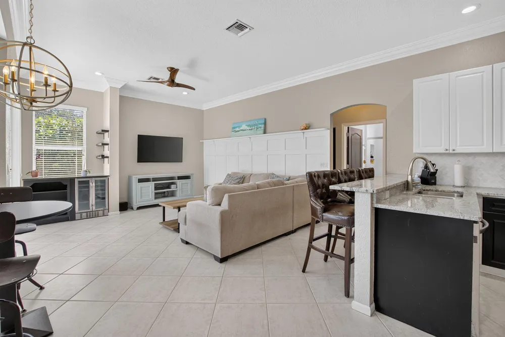 1365 E Barwick Ranch Circle, Delray Beach, FL 33445