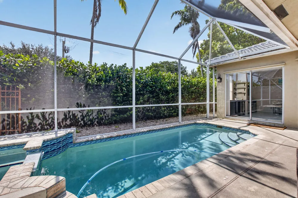 1365 E Barwick Ranch Circle, Delray Beach, FL 33445