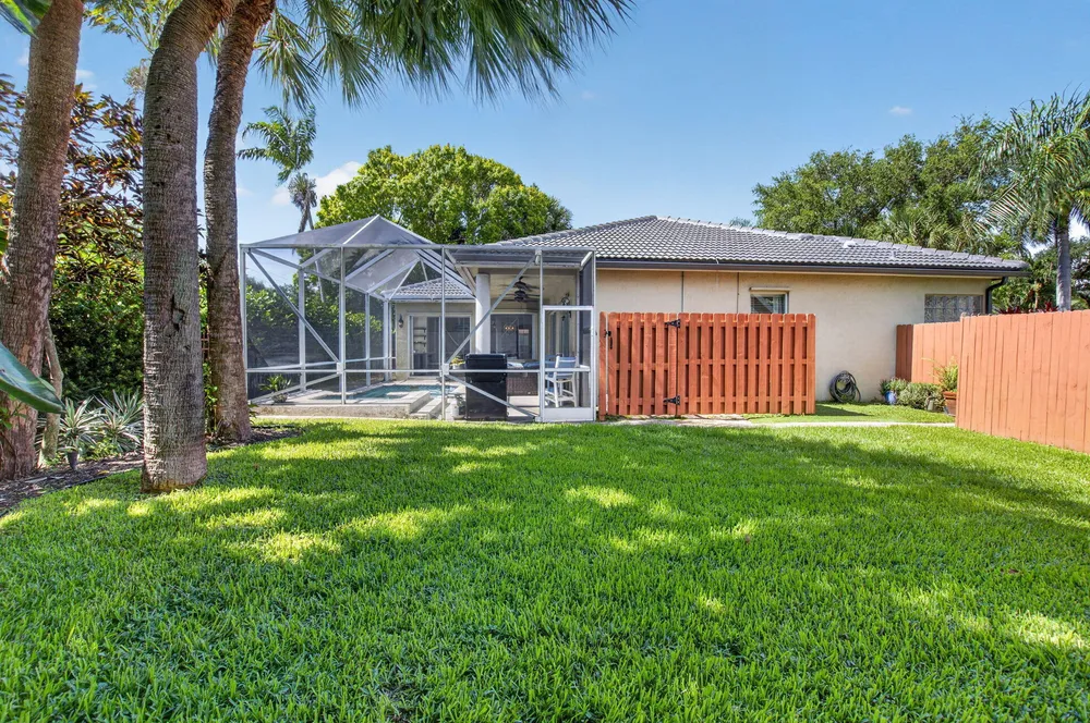 1365 E Barwick Ranch Circle, Delray Beach, FL 33445