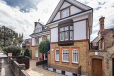 Upper Richmond Road, London, SW15 photo 1