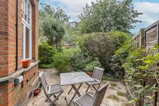Upper Richmond Road, London, SW15 photo 2