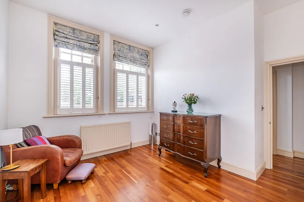Upper Richmond Road, London, SW15 photo 12