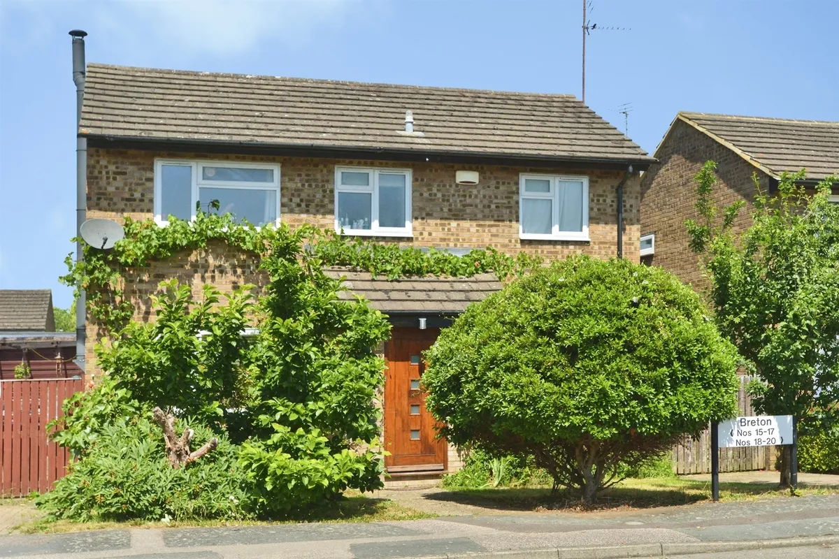 Breton, Stony Stratford, Milton Keynes