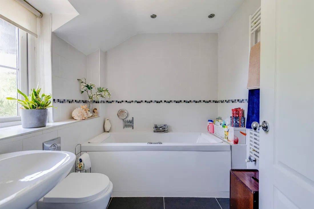 Property photo 25