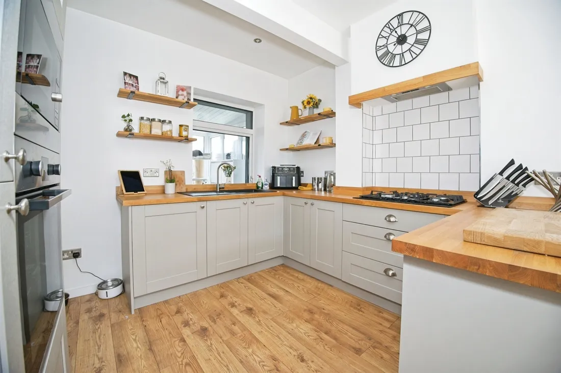 Property photo 8