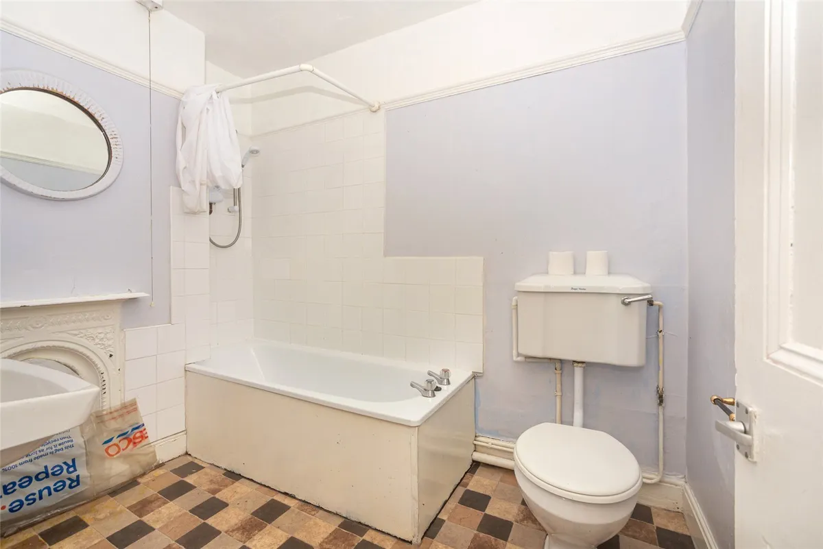 Lon Pobty, Bangor, Gwynedd, LL57