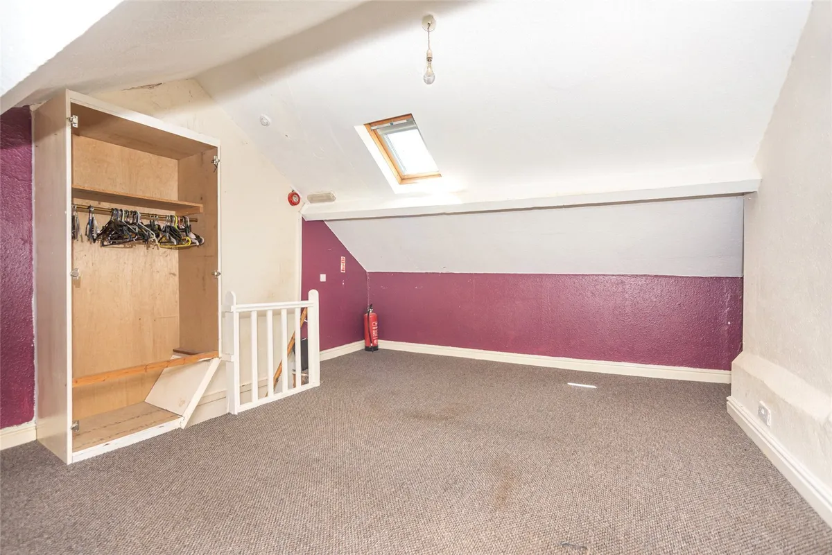 Lon Pobty, Bangor, Gwynedd, LL57