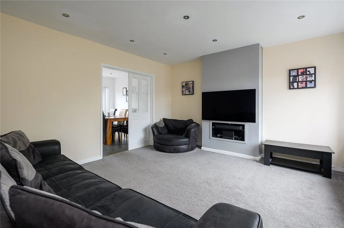 Brookhill Drive, Alwoodley, LS17