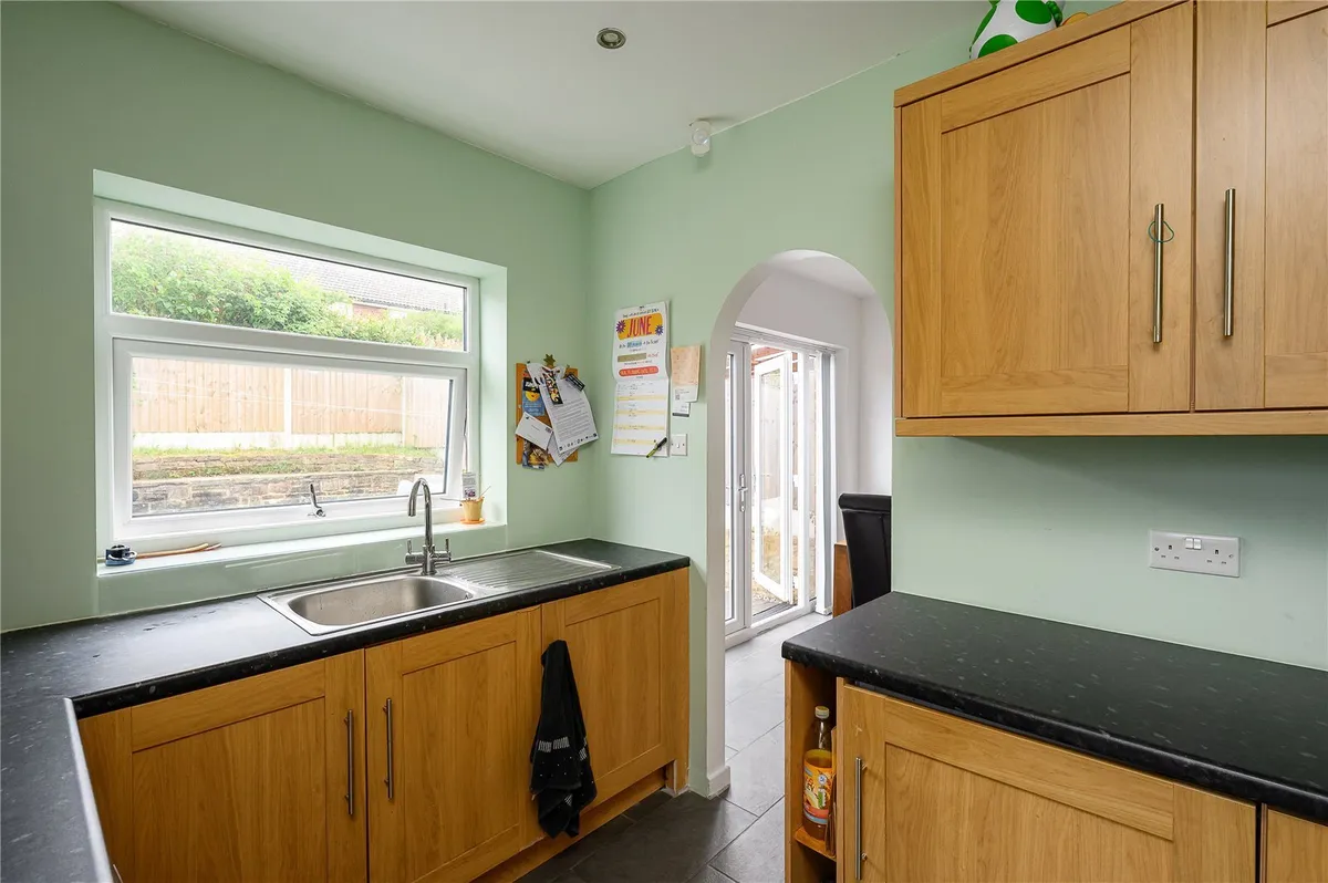 Brookhill Drive, Alwoodley, LS17