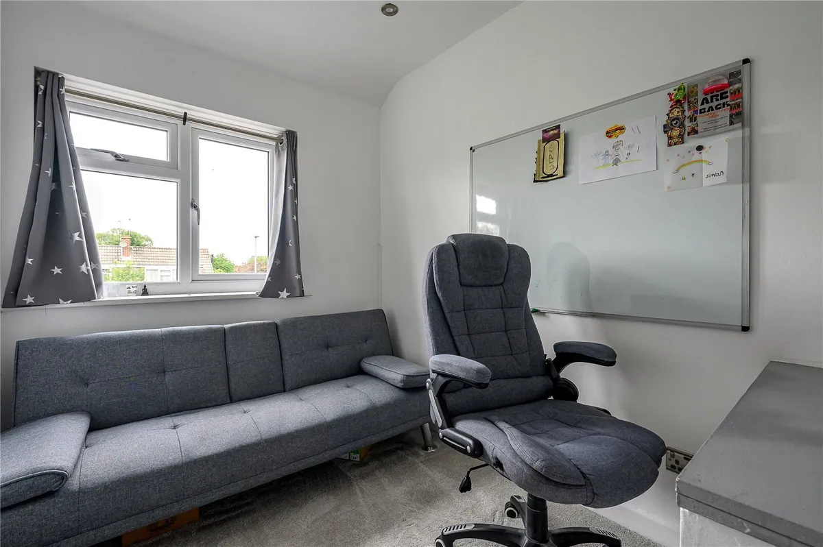 Brookhill Drive, Alwoodley, LS17