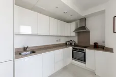 Ealing Road, Brentford, TW8 photo 5
