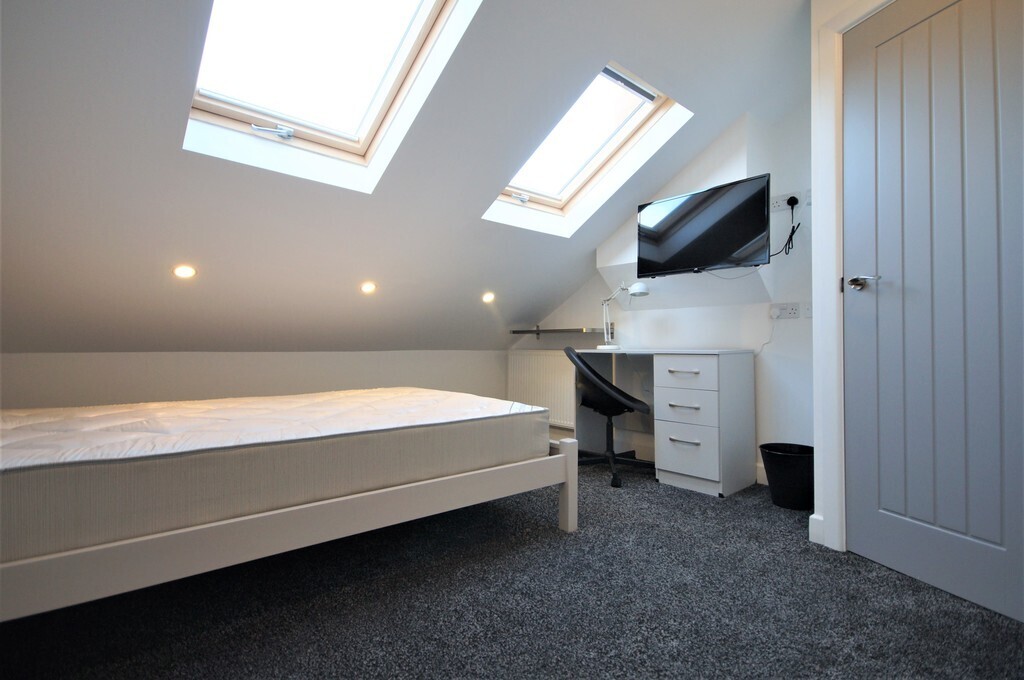 Room 5 of 5, Orwell Road, Coventry, CV1 2BB Image 1