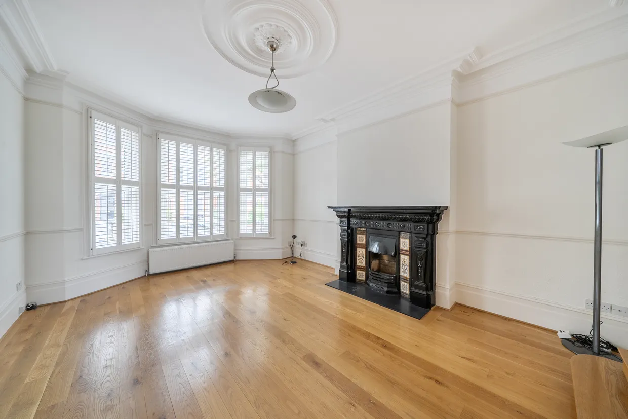 Muswell Avenue, London, N10 photo 13