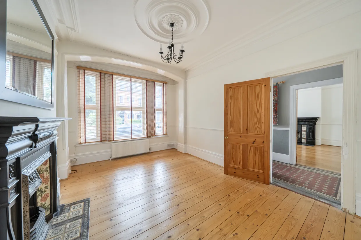 Muswell Avenue, London, N10 photo 15