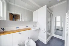 Muswell Avenue, London, N10 photo 16