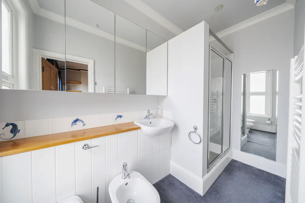Muswell Avenue, London, N10 photo 16
