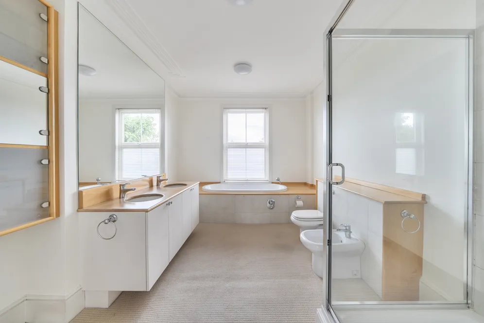 Muswell Avenue, London, N10 photo 20