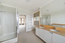 Muswell Avenue, London, N10 photo 21
