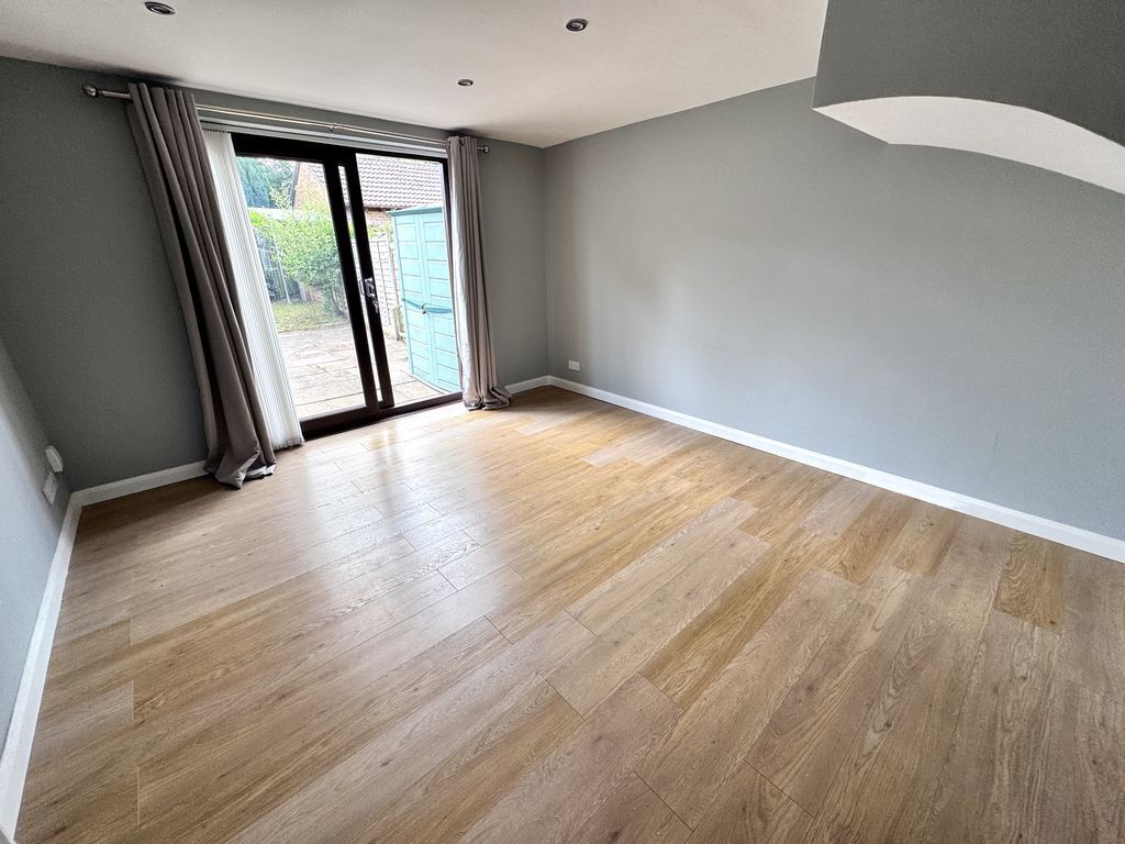 Ashleigh Drive, Nuneaton Image 2