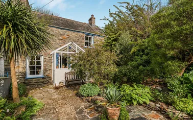 Providence Place, Calstock