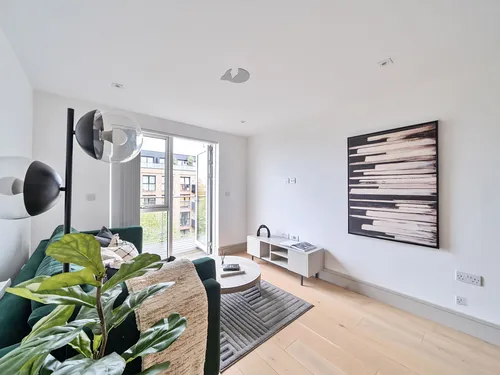 Lawrence Road, LONDONphoto