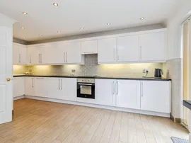 Bakewell Mews, North Hykeham, LINCOLN thumb 3