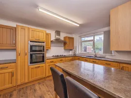 Apollo Drive, Waterlooville thumb 3