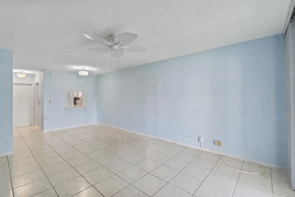 2050 NE 39th St, Lighthouse Point, FL 33064