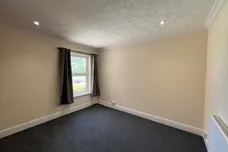 Sunnyside, DISS