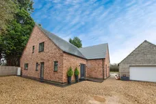 Stone Gate, Cowbit, SPALDING