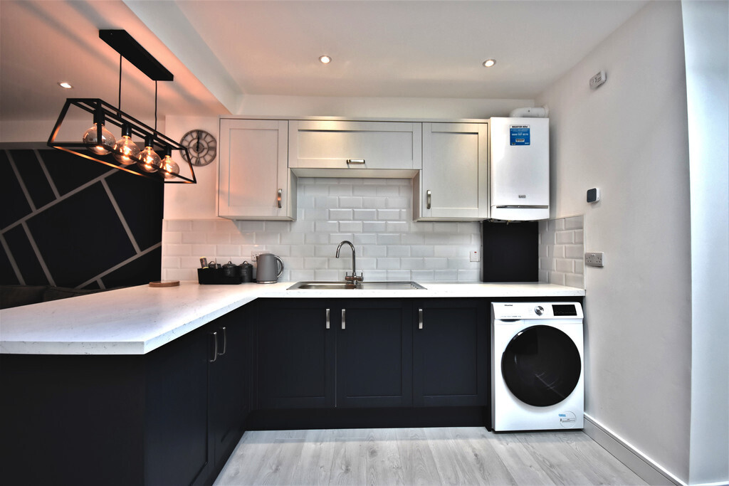 Room 5 of 5, Hamilton Road, Stoke, Coventry, CV2 4FG Image 3