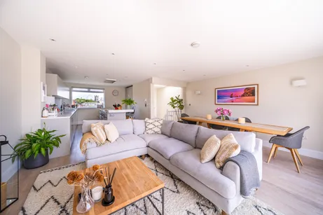 Belgrave Road, London, SW1V