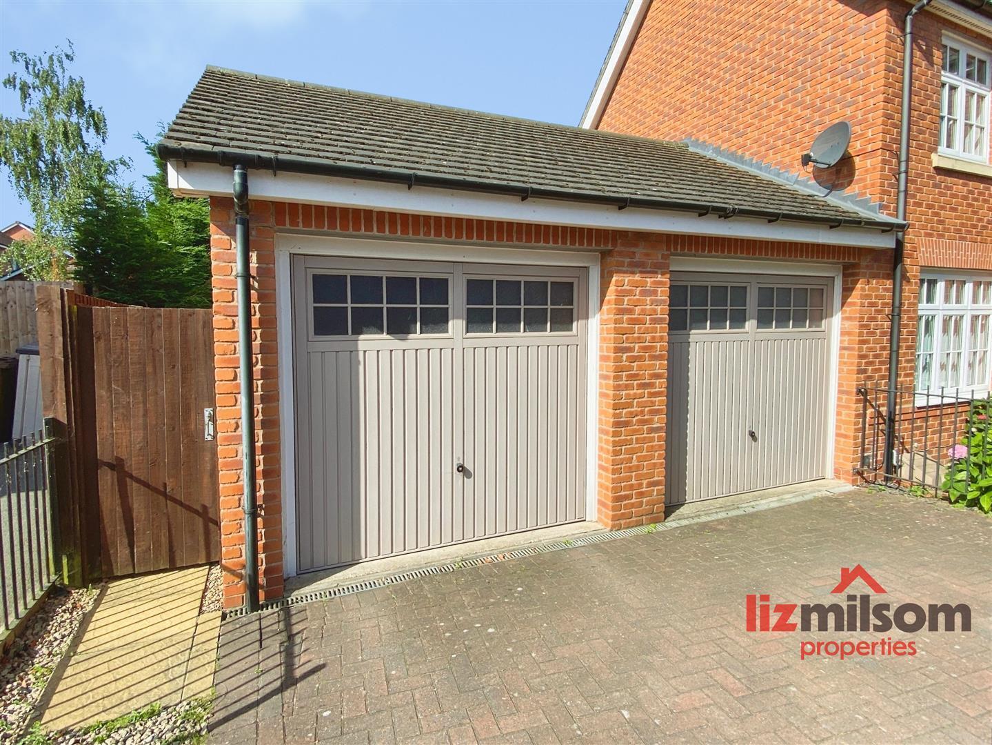 Newman Drive, Church Gresley, DE11 9RZ Image 19