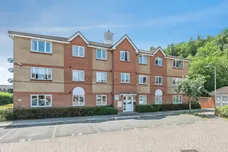 Frobisher Gardens, Chafford Hundred, Grays