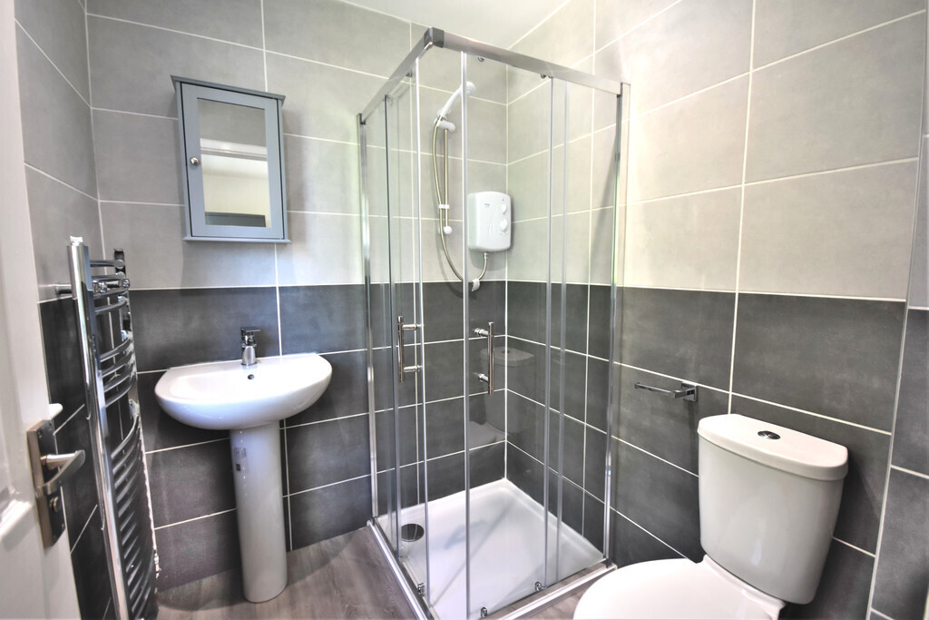 Room 2 of 3, Dorchester Way, Coventry, CV2 2LU Image 6