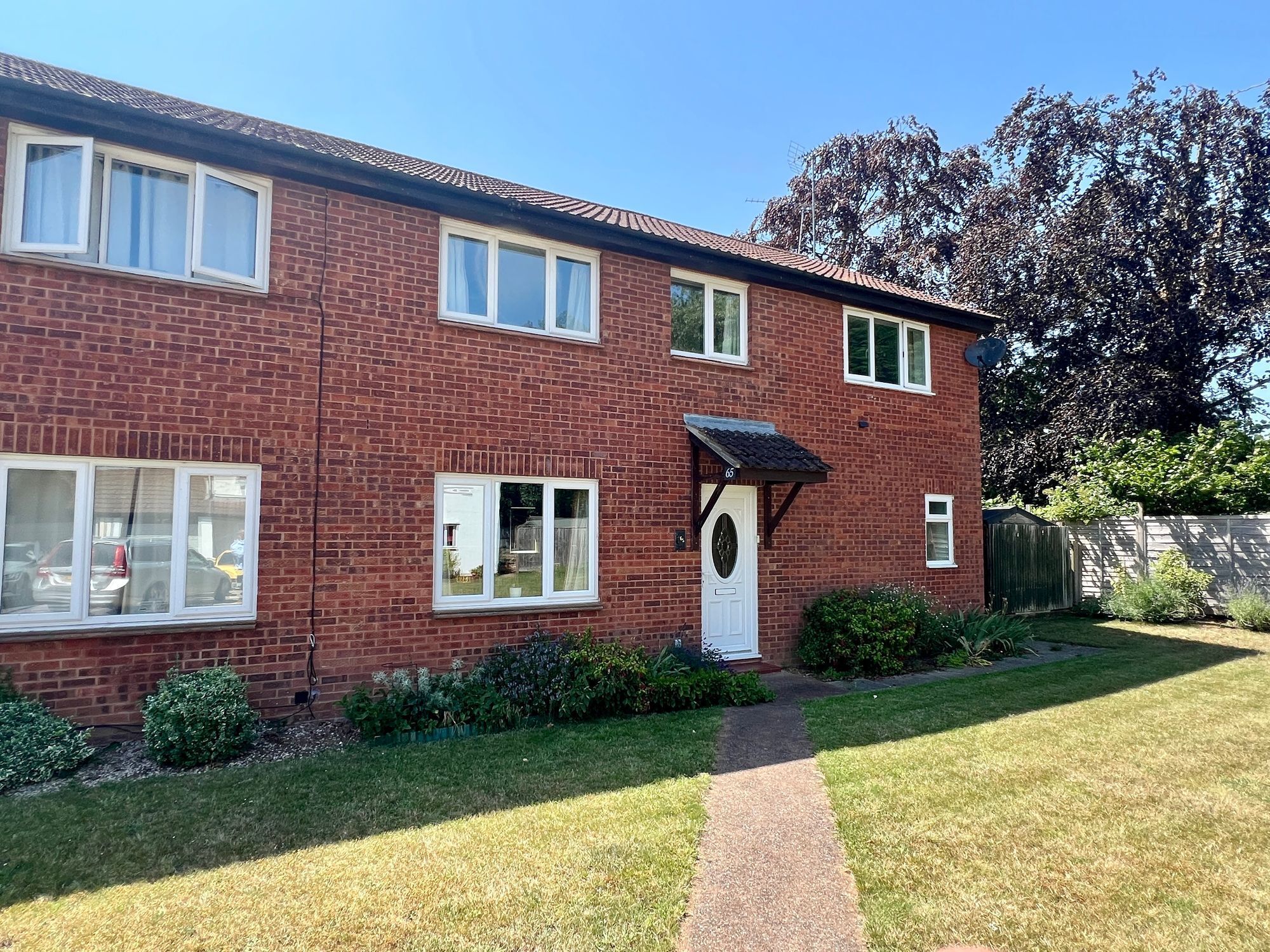 Scott Close, Taunton Image 19