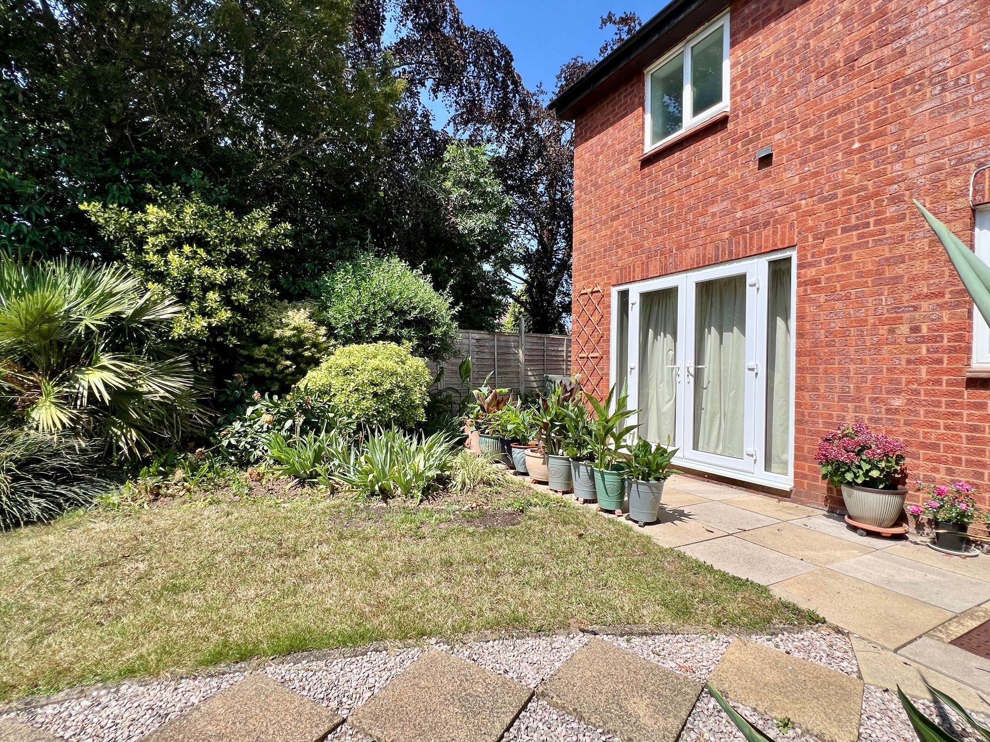 Scott Close, Taunton Image 22